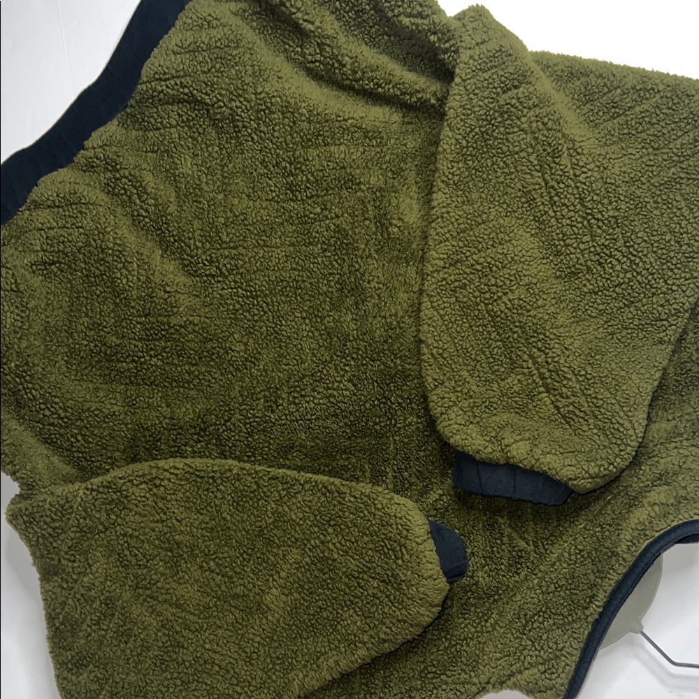 Hurley Women’s Sherpa Bomber Jacket - Picture 8 of 10